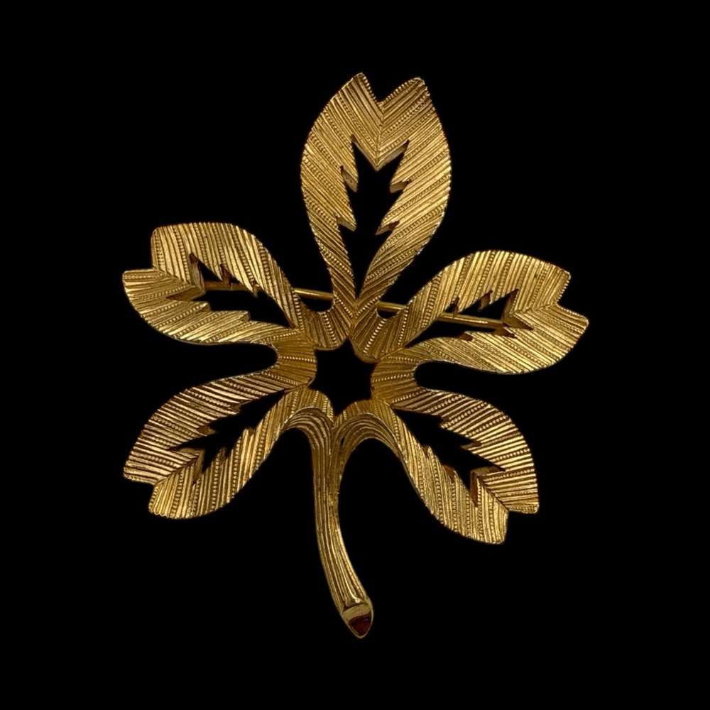 Vintage Crown Trifari Gold-Tone Maple Leaf Brooch